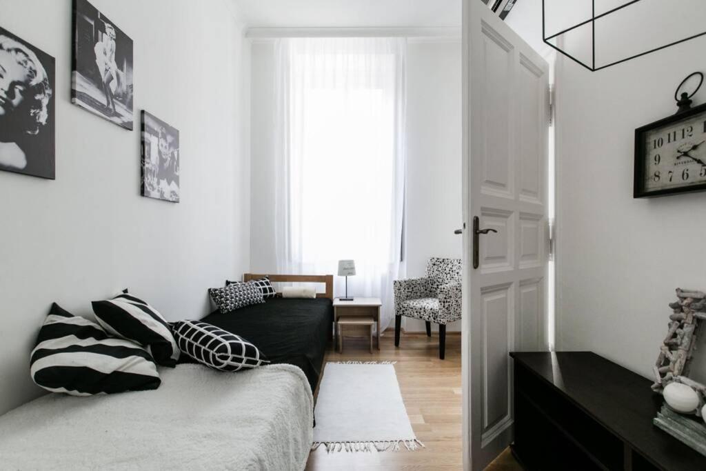 Your Gorgeous And Spacious Dream Free Parking Lejlighed Budapest